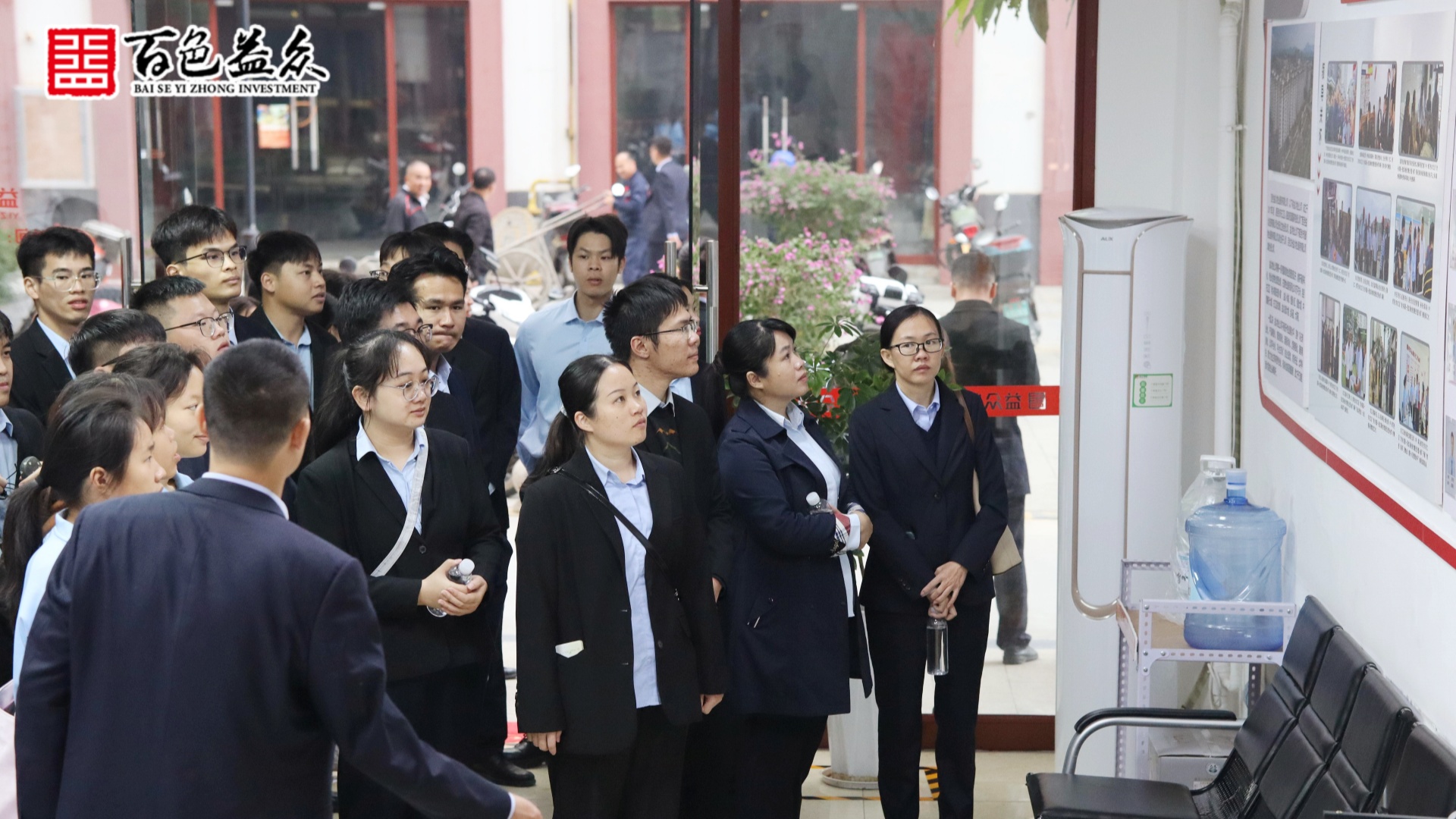 物業(yè)公司老鄉(xiāng)家園_副本 物業(yè)公司老鄉(xiāng)家園_副本